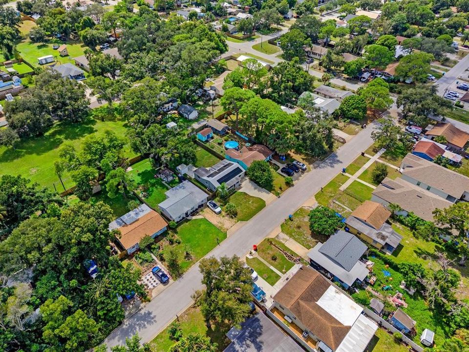 For Sale: $369,900 (3 beds, 2 baths, 1044 Square Feet)