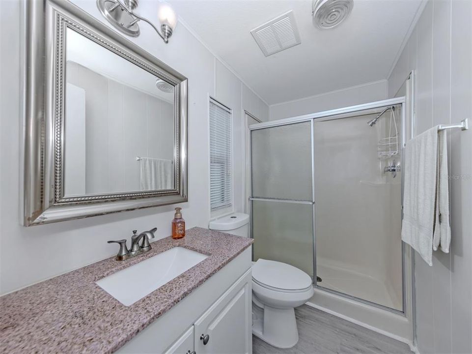 En Venta: $145,000 (2 camas, 2 baños, 1056 Pies cuadrados)