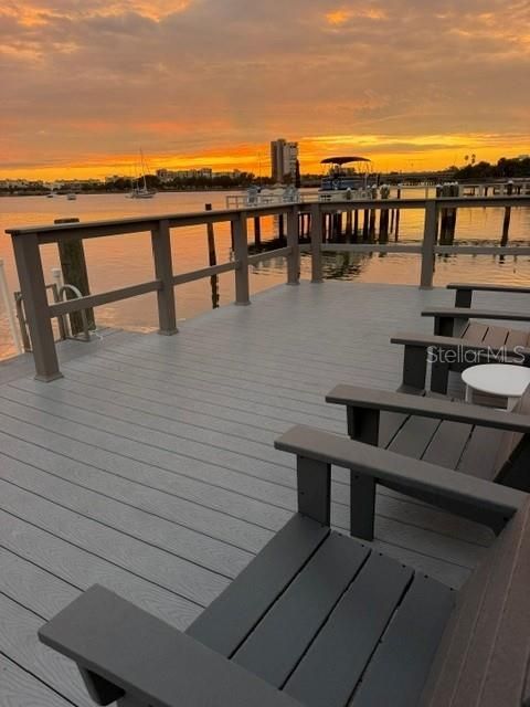 For Rent: $2,500 (2 beds, 2 baths, 1120 Square Feet)