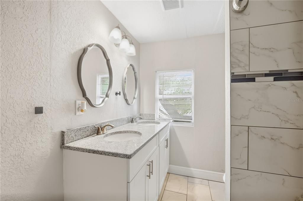 For Rent: $2,195 (3 beds, 2 baths, 1200 Square Feet)
