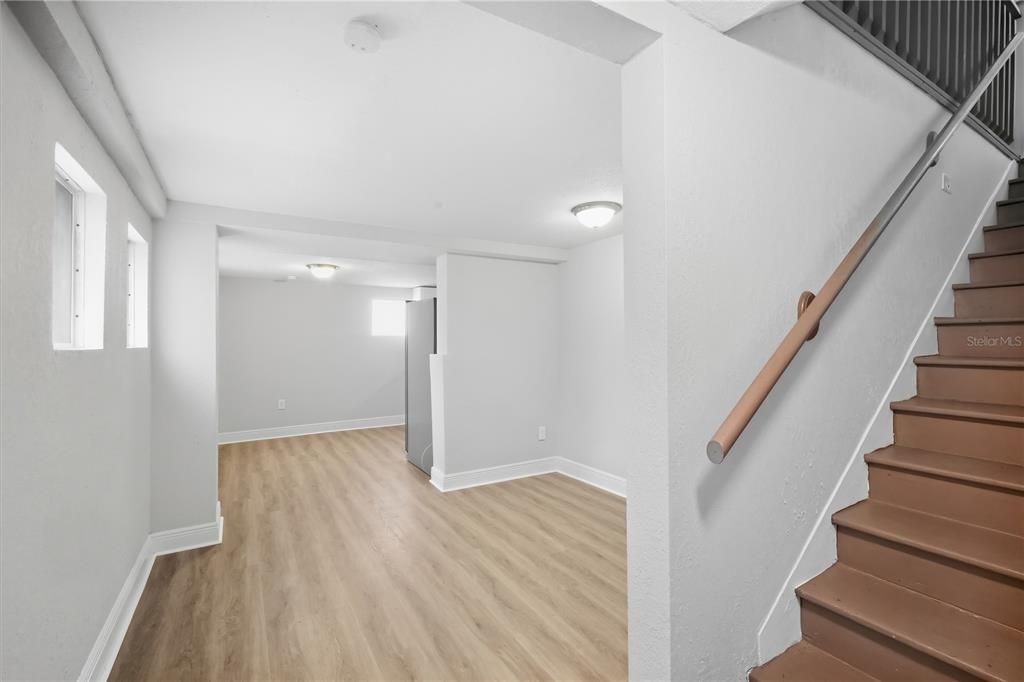 For Rent: $2,195 (3 beds, 2 baths, 1200 Square Feet)