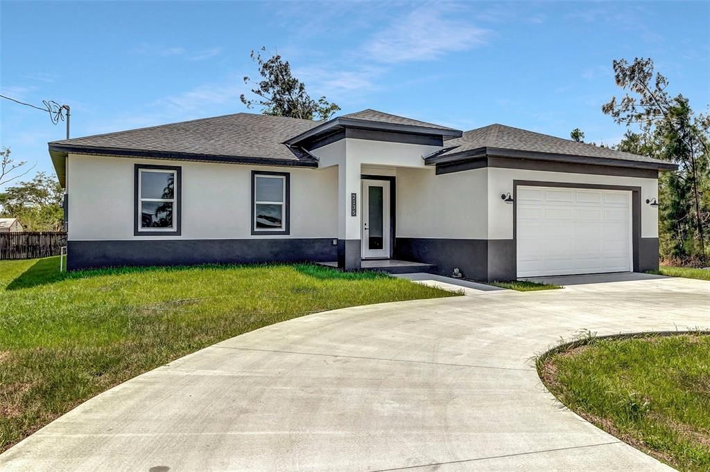 For Sale: $475,000 (4 beds, 2 baths, 1826 Square Feet)