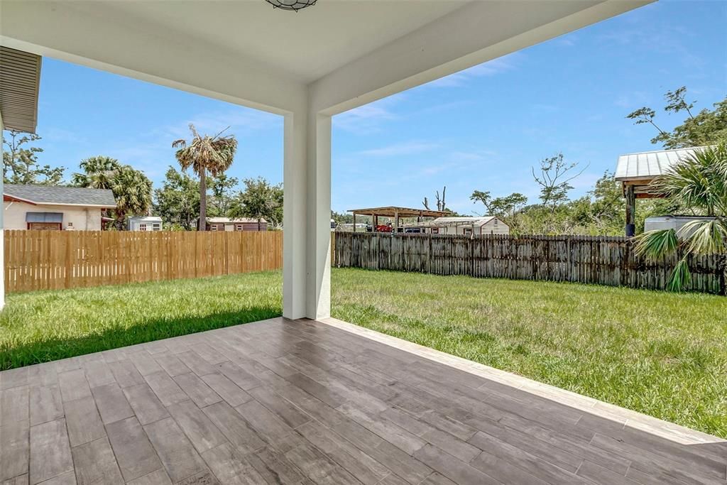 For Sale: $475,000 (4 beds, 2 baths, 1826 Square Feet)