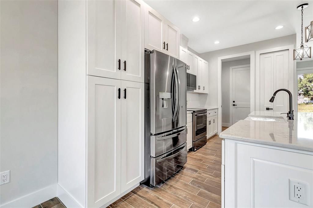 For Sale: $475,000 (4 beds, 2 baths, 1826 Square Feet)