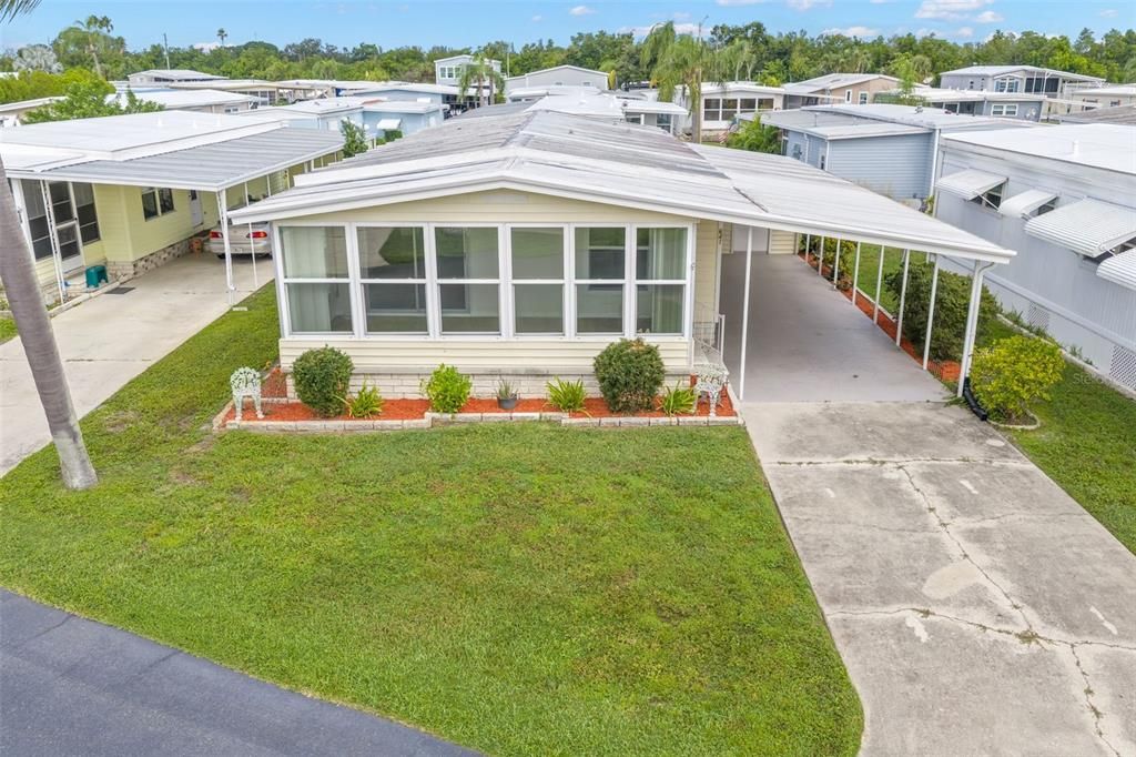 For Sale: $135,000 (2 beds, 2 baths, 1266 Square Feet)