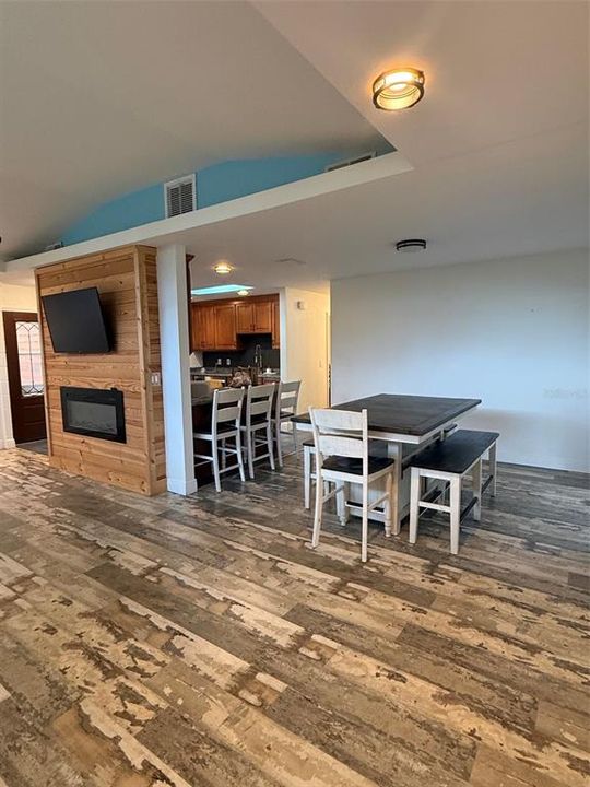 For Sale: $429,000 (3 beds, 2 baths, 2144 Square Feet)