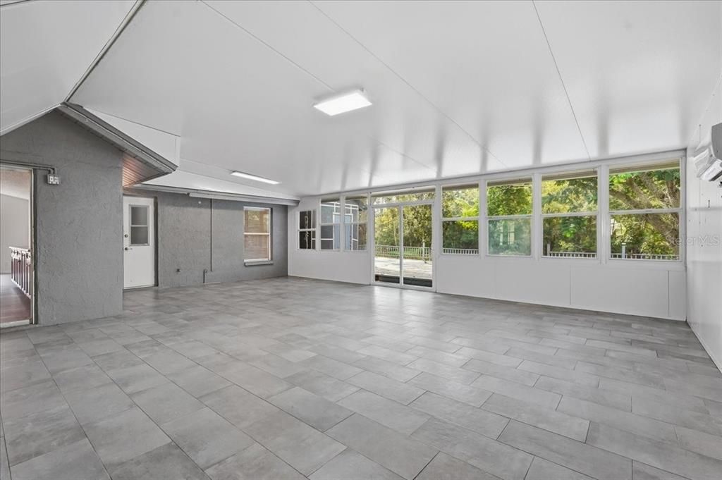 En Venta: $399,000 (3 camas, 2 baños, 1768 Pies cuadrados)