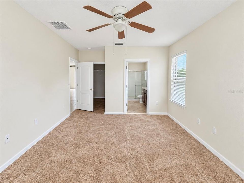For Sale: $269,900 (3 beds, 2 baths, 1432 Square Feet)