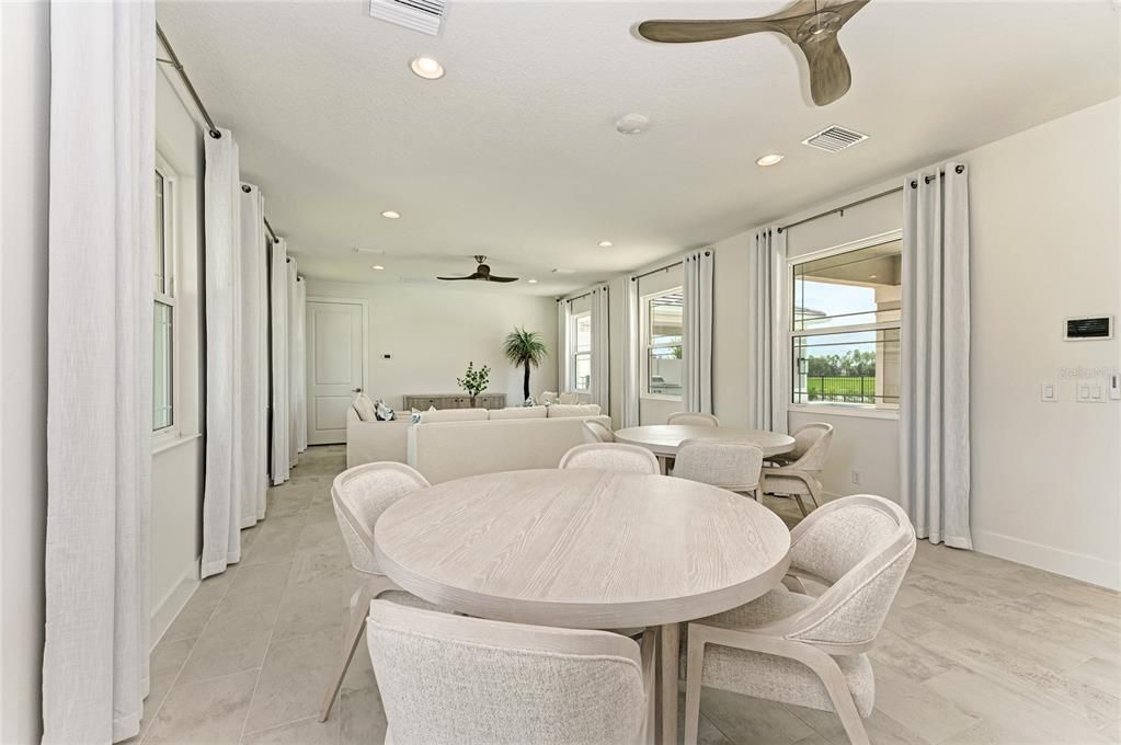 For Sale: $449,990 (2 beds, 2 baths, 1641 Square Feet)