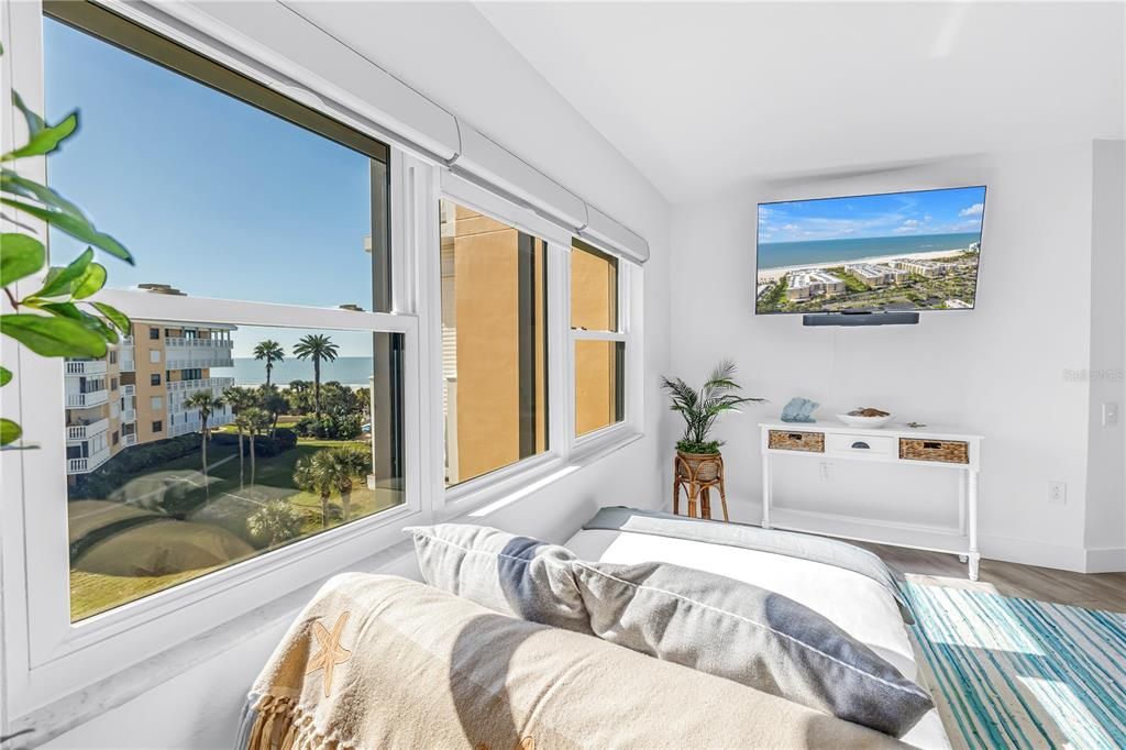 For Sale: $940,000 (2 beds, 2 baths, 2070 Square Feet)