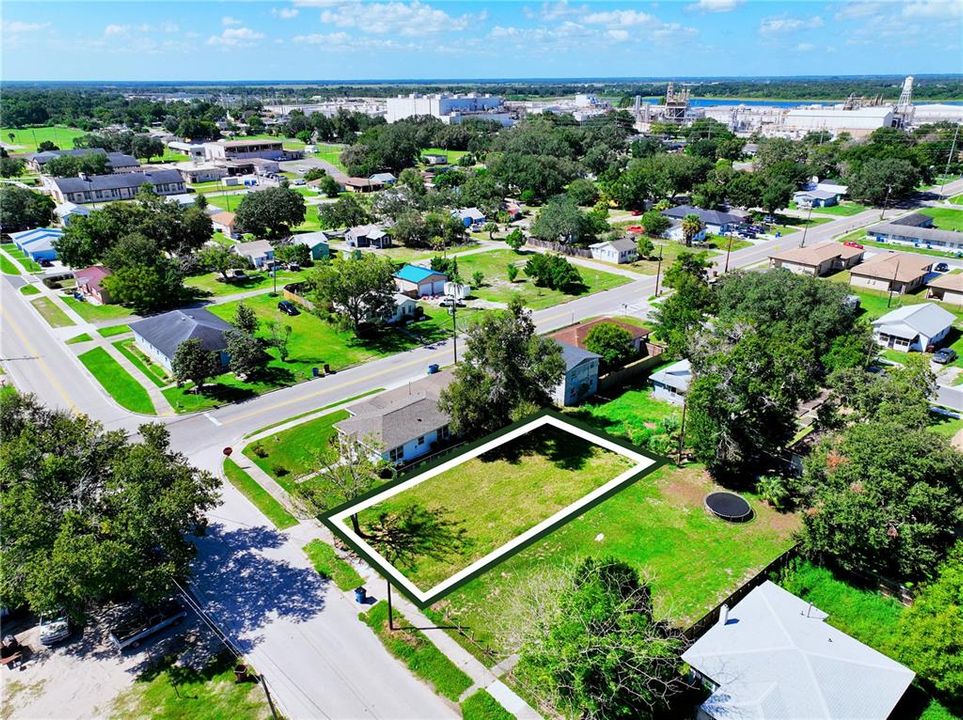 待售: $24,900 (0.14 acres)