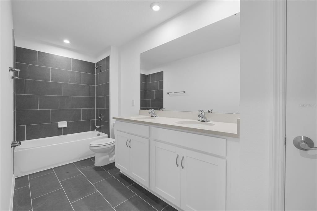 For Sale: $474,990 (5 beds, 4 baths, 2856 Square Feet)
