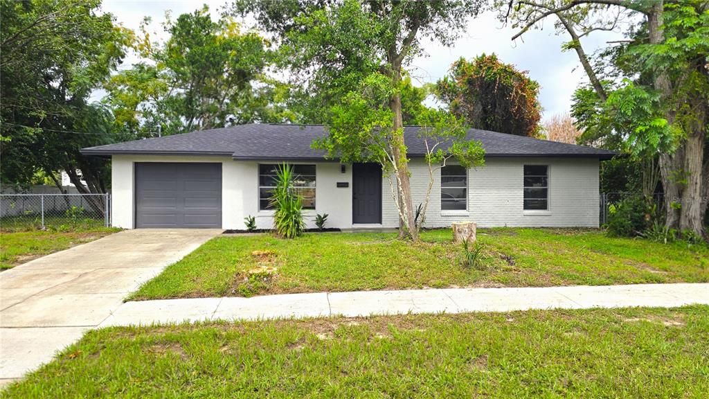 For Sale: $285,000 (3 beds, 1 baths, 1000 Square Feet)