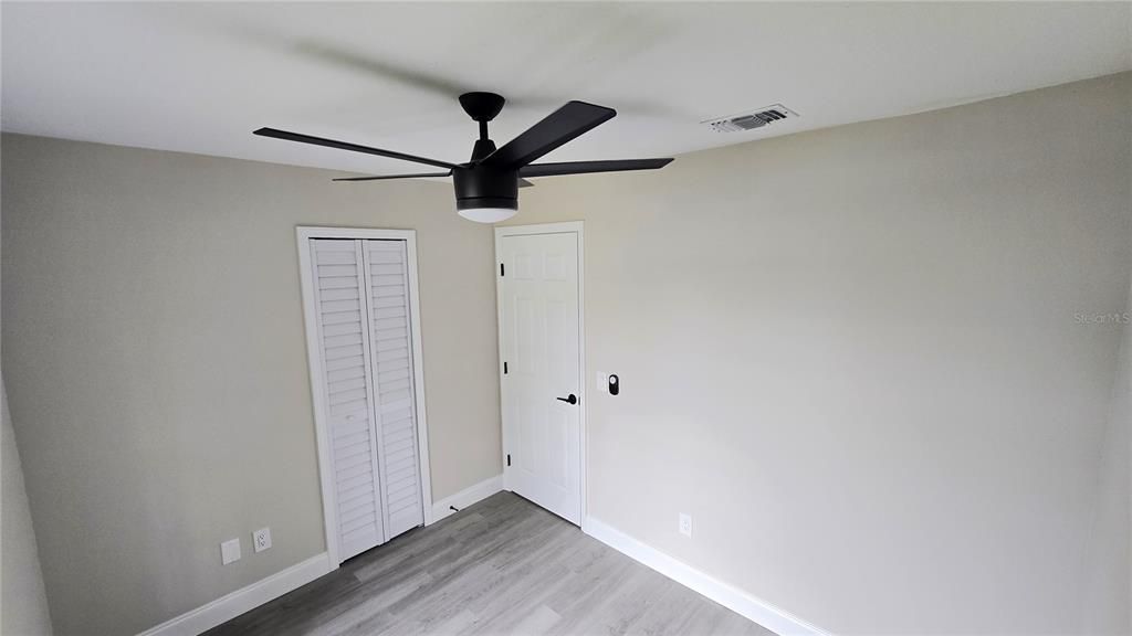 For Sale: $285,000 (3 beds, 1 baths, 1000 Square Feet)