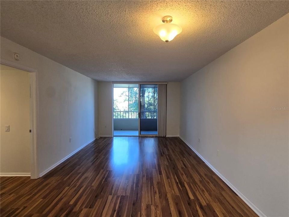 En Renta: $1,600 (1 camas, 1 baños, 750 Pies cuadrados)