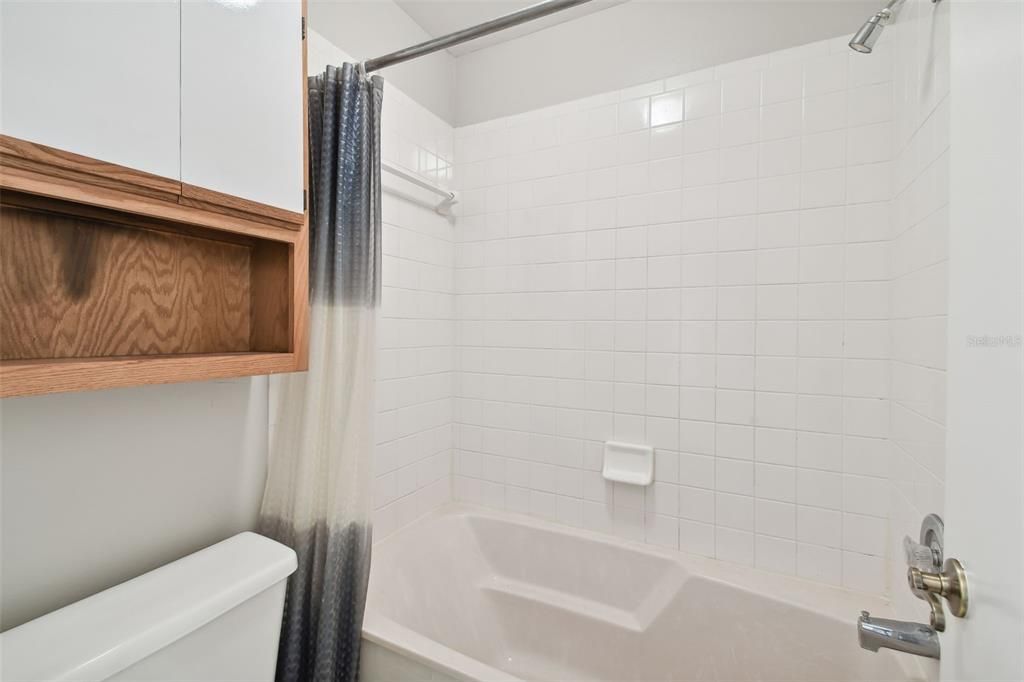 For Sale: $210,000 (2 beds, 2 baths, 1185 Square Feet)