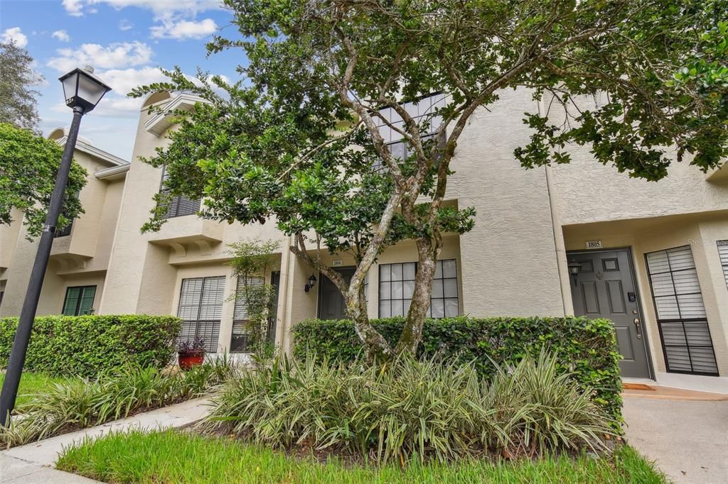 For Sale: $210,000 (2 beds, 2 baths, 1185 Square Feet)
