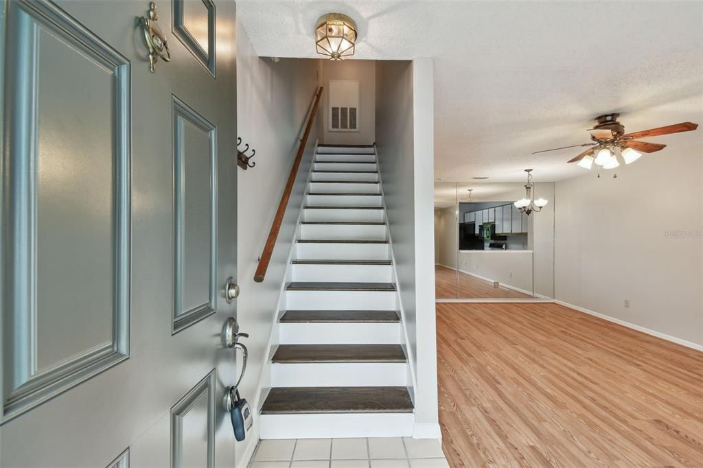 For Sale: $210,000 (2 beds, 2 baths, 1185 Square Feet)