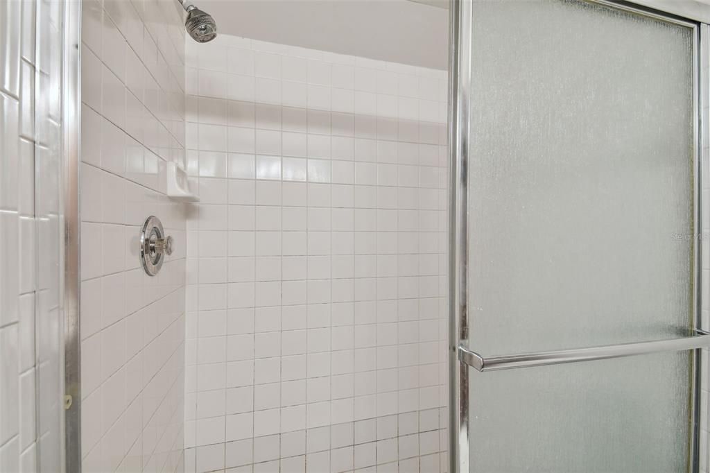 For Sale: $210,000 (2 beds, 2 baths, 1185 Square Feet)