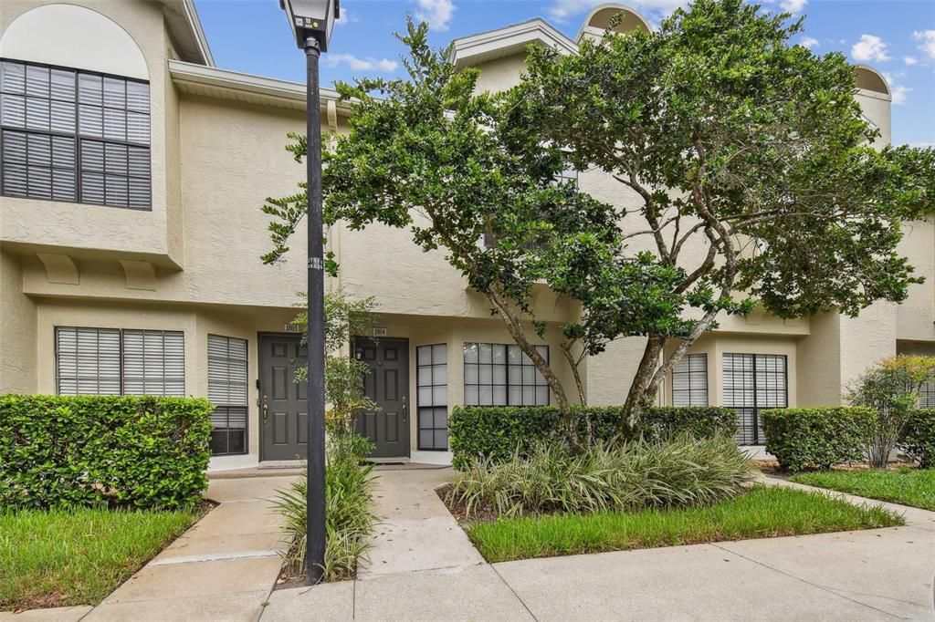 For Sale: $210,000 (2 beds, 2 baths, 1185 Square Feet)