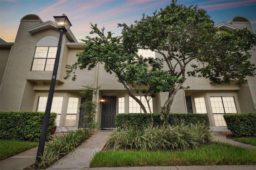 For Sale: $210,000 (2 beds, 2 baths, 1185 Square Feet)