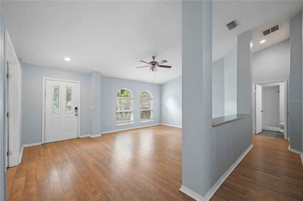 : $550,000 (4 beds, 3 baths, 2687 Square Feet)