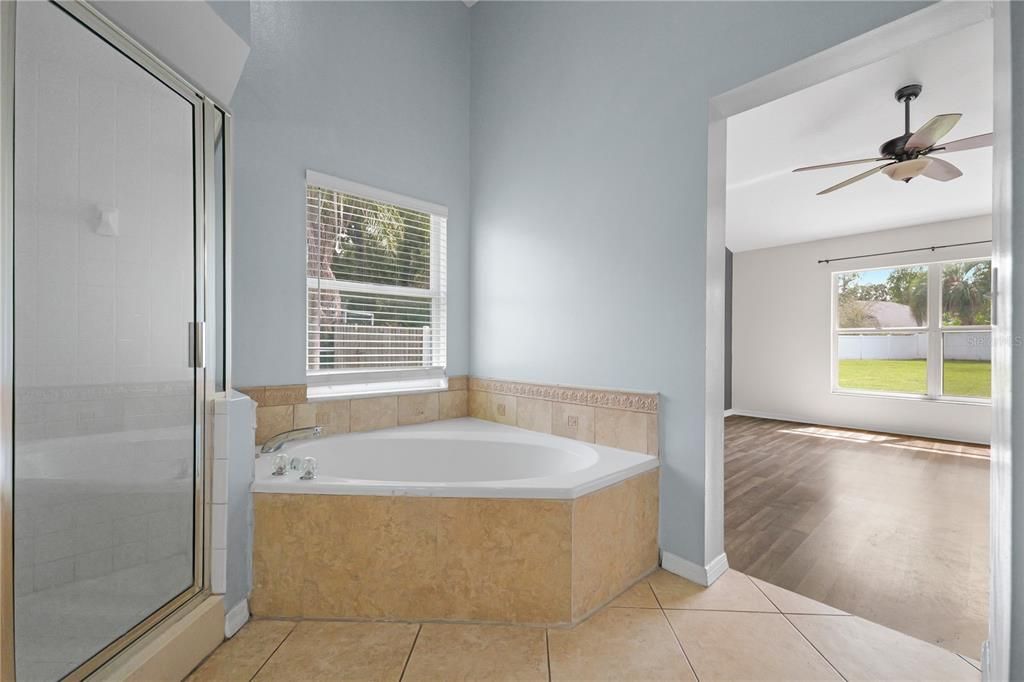 : $550,000 (4 beds, 3 baths, 2687 Square Feet)
