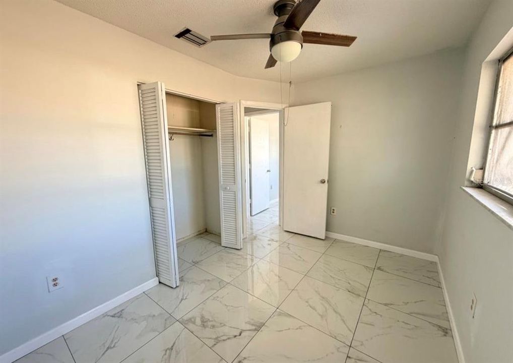 En Renta: $1,800 (3 camas, 2 baños, 1332 Pies cuadrados)