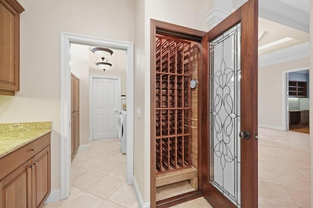 В аренду: $4,500 (3 спален, 2 ванн, 2306 Квадратных фут)