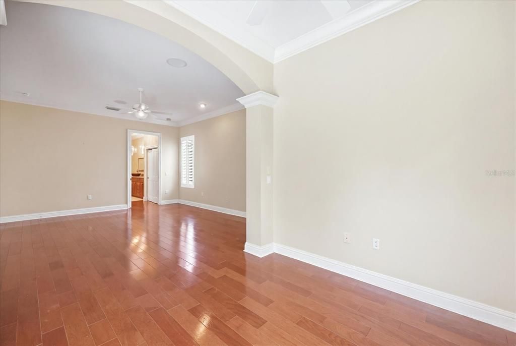 В аренду: $4,500 (3 спален, 2 ванн, 2306 Квадратных фут)