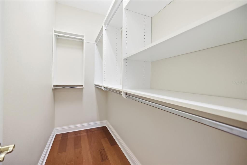 В аренду: $4,500 (3 спален, 2 ванн, 2306 Квадратных фут)