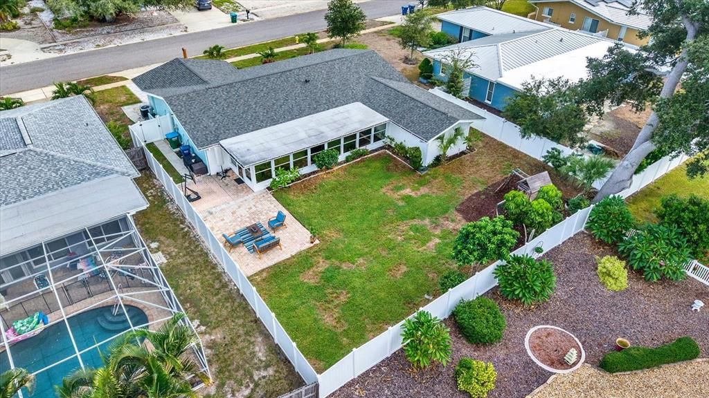 En Venta: $719,900 (4 camas, 2 baños, 2120 Pies cuadrados)