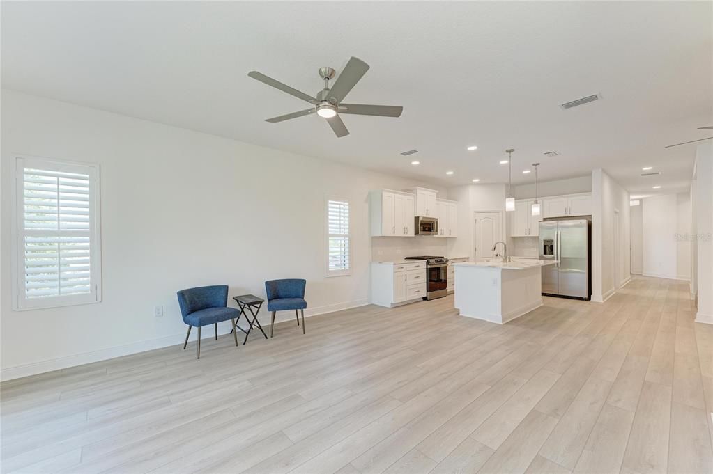 En Venta: $638,000 (3 camas, 2 baños, 1860 Pies cuadrados)