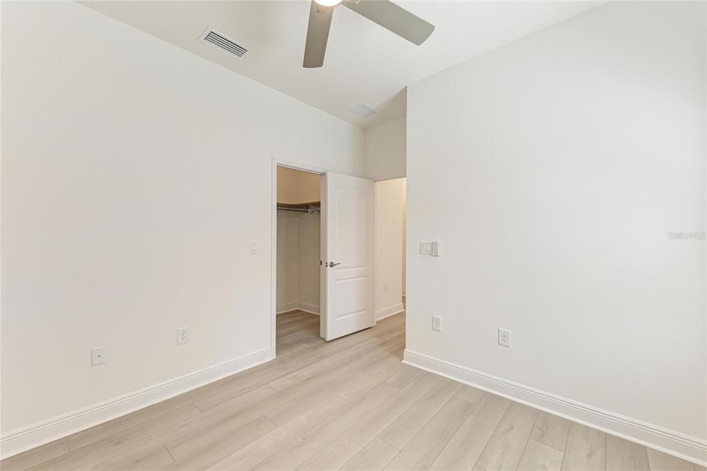 En Venta: $638,000 (3 camas, 2 baños, 1860 Pies cuadrados)