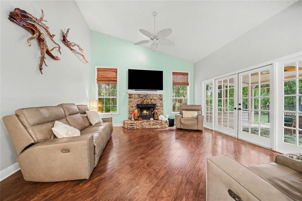 For Sale: $1,159,900 (5 beds, 4 baths, 4351 Square Feet)