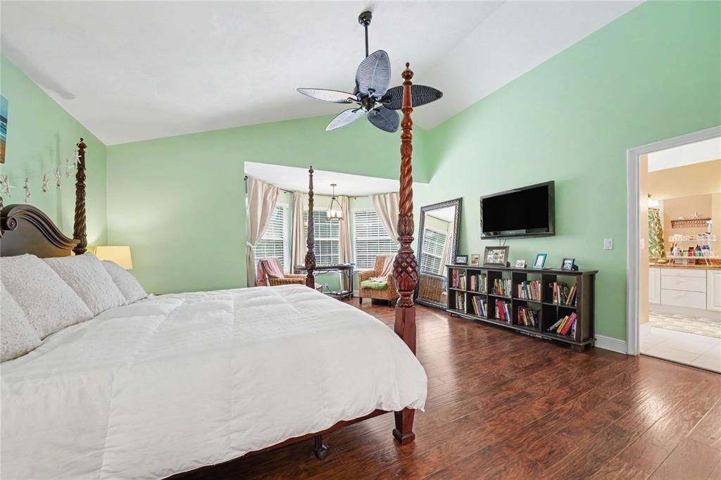 For Sale: $1,159,900 (5 beds, 4 baths, 4351 Square Feet)