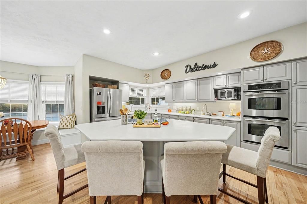 For Sale: $1,159,900 (5 beds, 4 baths, 4351 Square Feet)