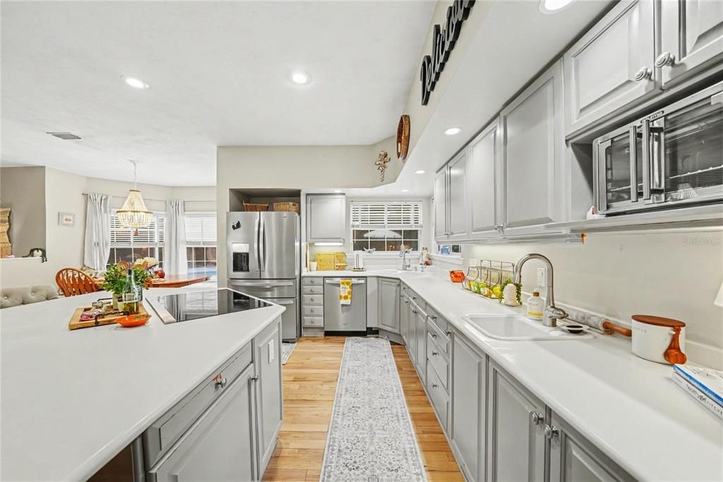 For Sale: $1,159,900 (5 beds, 4 baths, 4351 Square Feet)