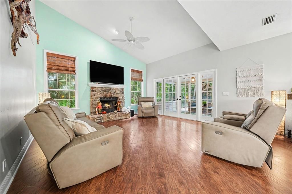 For Sale: $1,159,900 (5 beds, 4 baths, 4351 Square Feet)