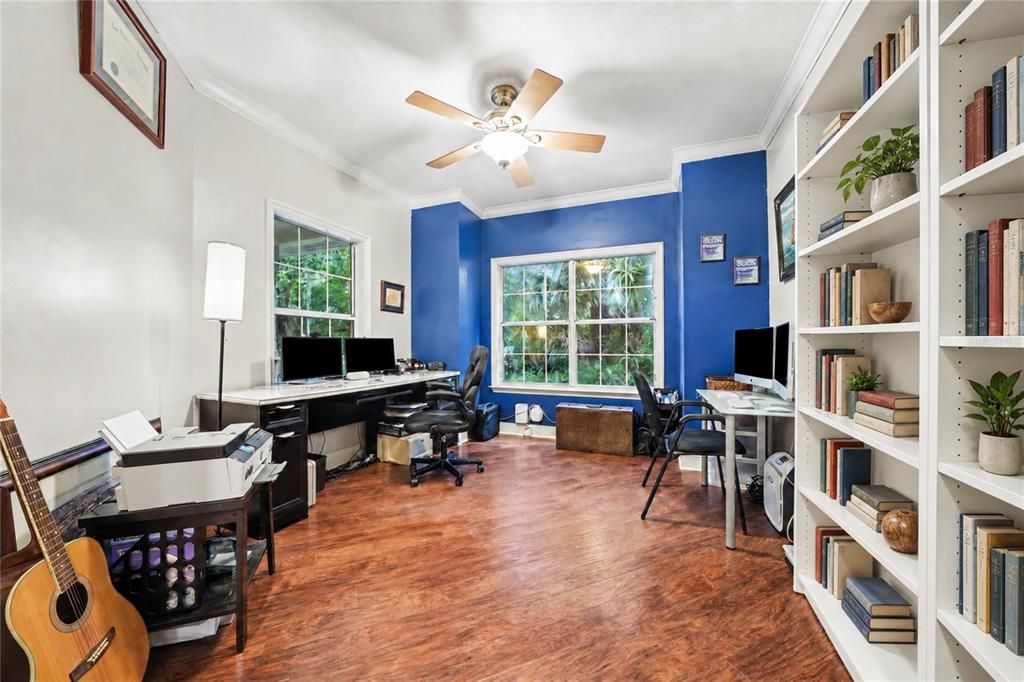 For Sale: $1,159,900 (5 beds, 4 baths, 4351 Square Feet)