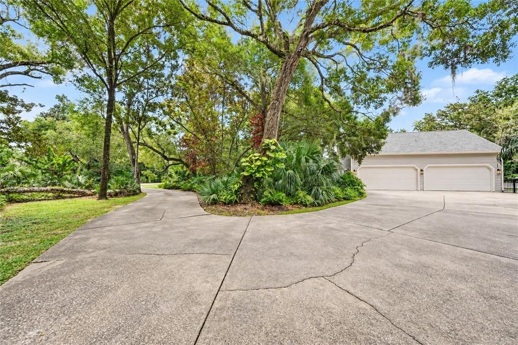 For Sale: $1,159,900 (5 beds, 4 baths, 4351 Square Feet)