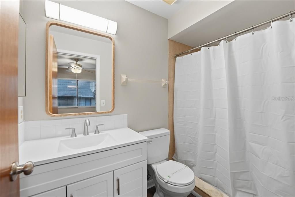 For Rent: $1,895 (2 beds, 2 baths, 960 Square Feet)