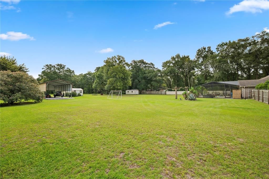 For Sale: $699,900 (3 beds, 2 baths, 2865 Square Feet)