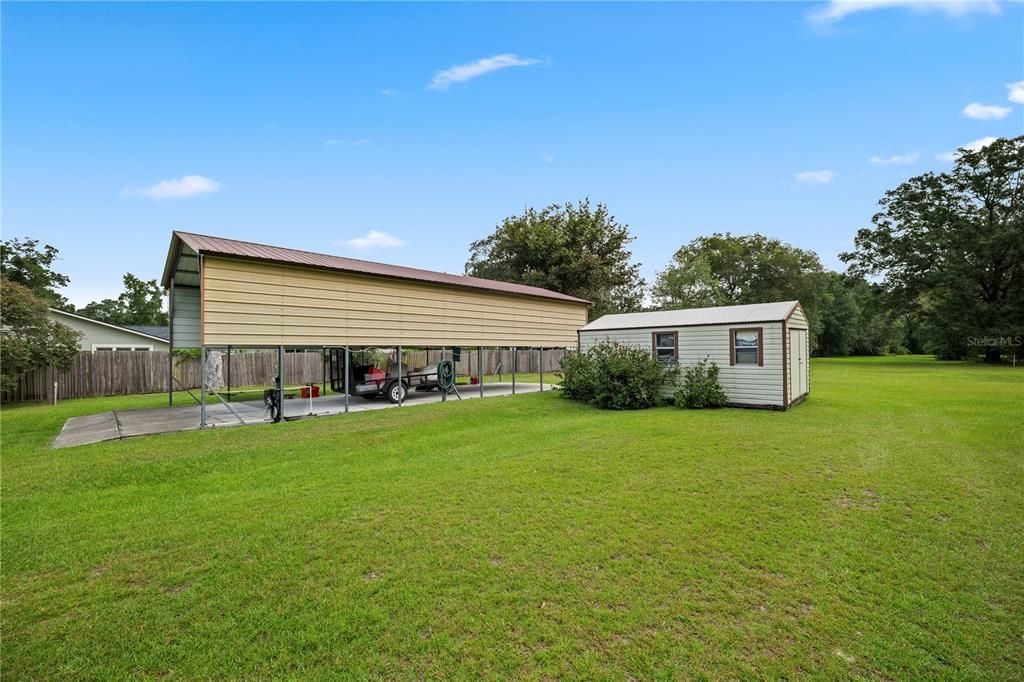For Sale: $699,900 (3 beds, 2 baths, 2865 Square Feet)