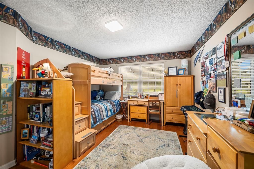 For Sale: $699,900 (3 beds, 2 baths, 2865 Square Feet)