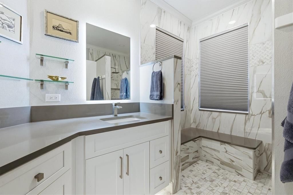 En Venta: $659,500 (3 camas, 2 baños, 2406 Pies cuadrados)