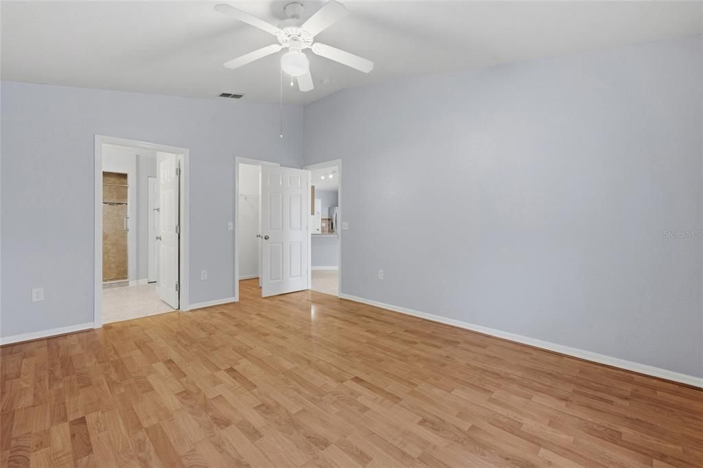 For Sale: $239,900 (3 beds, 2 baths, 1308 Square Feet)
