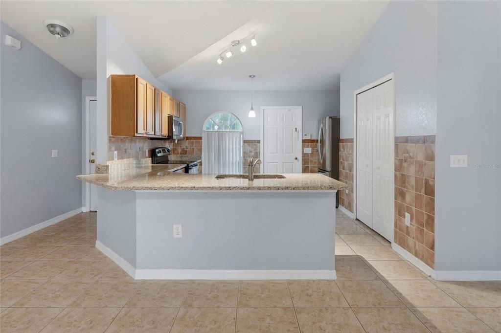 For Sale: $239,900 (3 beds, 2 baths, 1308 Square Feet)