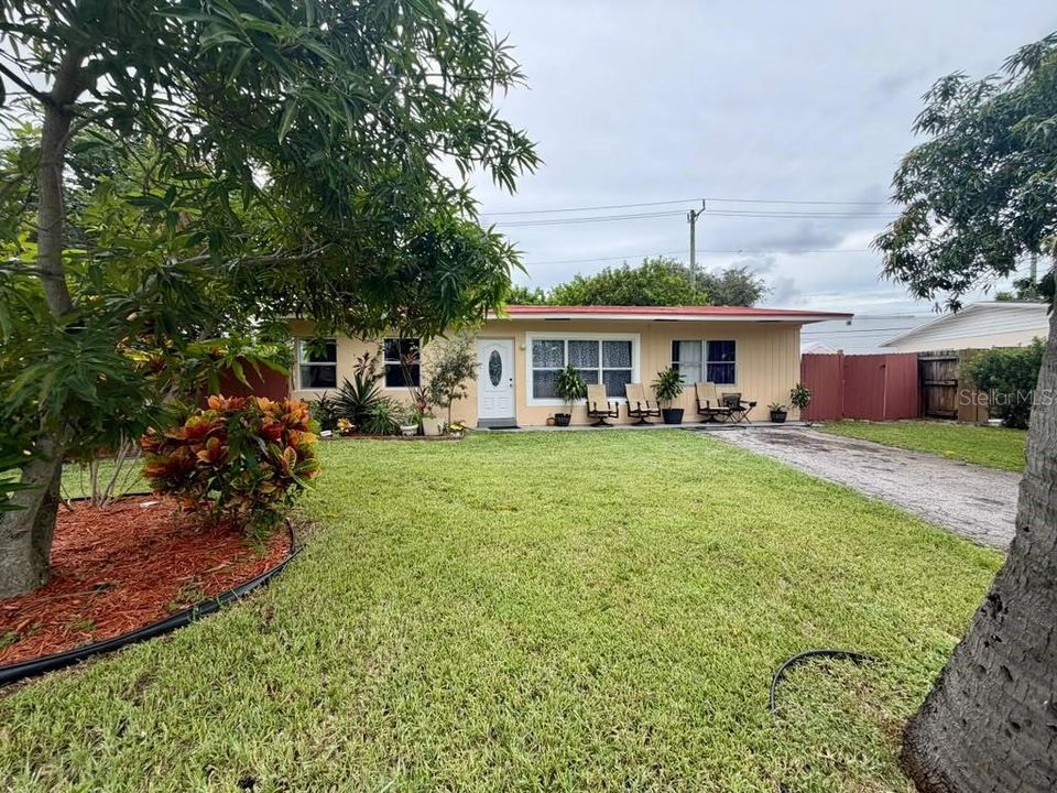 En Venta: $450,000 (3 camas, 1 baños, 991 Pies cuadrados)