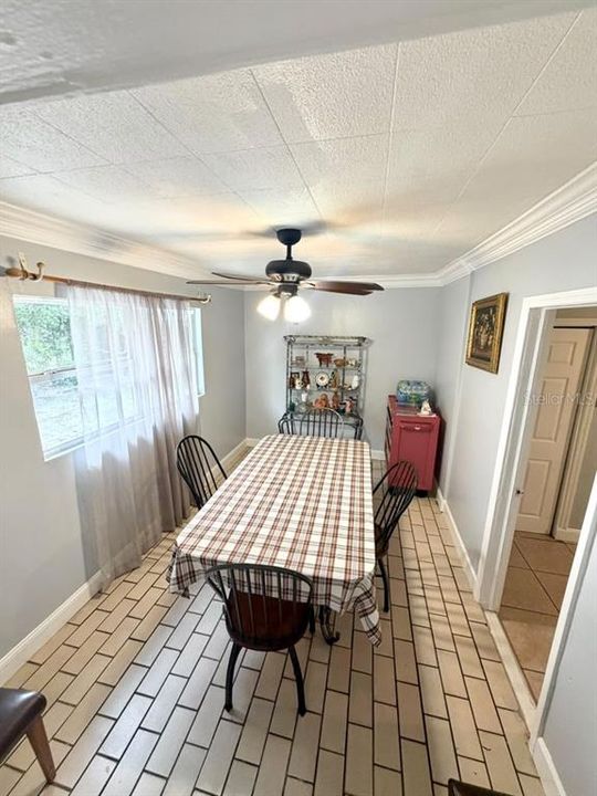En Venta: $450,000 (3 camas, 1 baños, 991 Pies cuadrados)